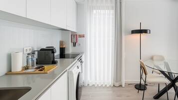 Fridge, microwave, oven, dishwasher