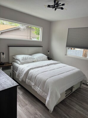 3 chambres, bureau, fer et planche à repasser, Wi-Fi gratuit