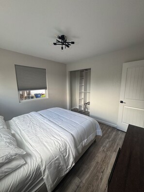 3 soveværelser, skrivebord, strygejern/strygebræt, gratis Wi-Fi