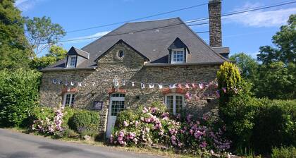 MOULIN DES RONDELLES. A 7-bedroom Historical Moulin in charming Cerisy-la-Forêt,