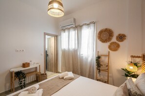 2 makuuhuonetta, silitysrauta/-lauta, ilmainen Wi-Fi, vuodevaatteet