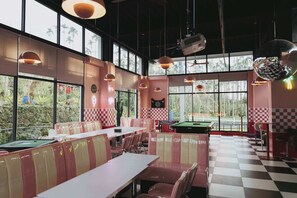 用餐