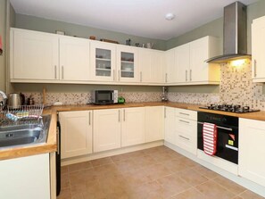 Fridge, microwave, stovetop, toaster