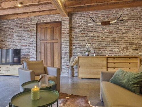 Rural holiday home with deer views