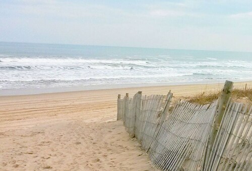 Luxurious Bayville Shores Home Close to the Beach!