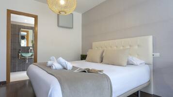 5 chambres, fer et planche à repasser, accès Internet, draps fournis