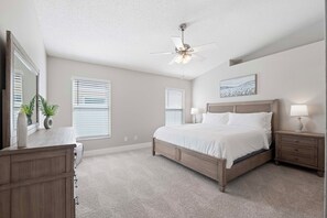 4 bedrooms, iron/ironing board, WiFi, bed sheets