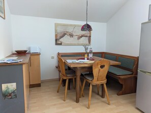 Dining - Pure relaxation apartment, 43 sqm, 1 living room, 1 bedroom (Bad Reichenhall)