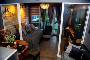 1 bedroom, free WiFi, bed sheets - Azure Urban Resort Residences Staycation by Solace Peak 1 bedroom with PS4 (Parañaque)