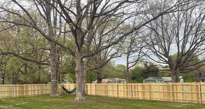 Beautiful 3-bedroom house with WiFi, AC