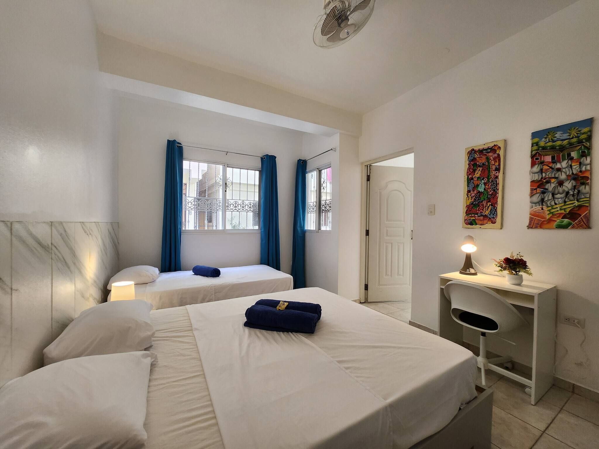 1 habitación, acceso a internet y ropa de cama 