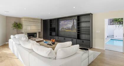 Luxury Hollywood Hills Home with Pool, Outdoor Dining & Views | Skyline Chalet