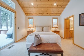 3 soverom, strykejern/-brett, wi-fi (inkludert) og sengetøy