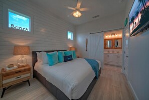 7 bedrooms, desk, iron/ironing board, free WiFi