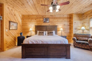 4 soverom, strykejern/-brett, wi-fi (inkludert) og sengetøy