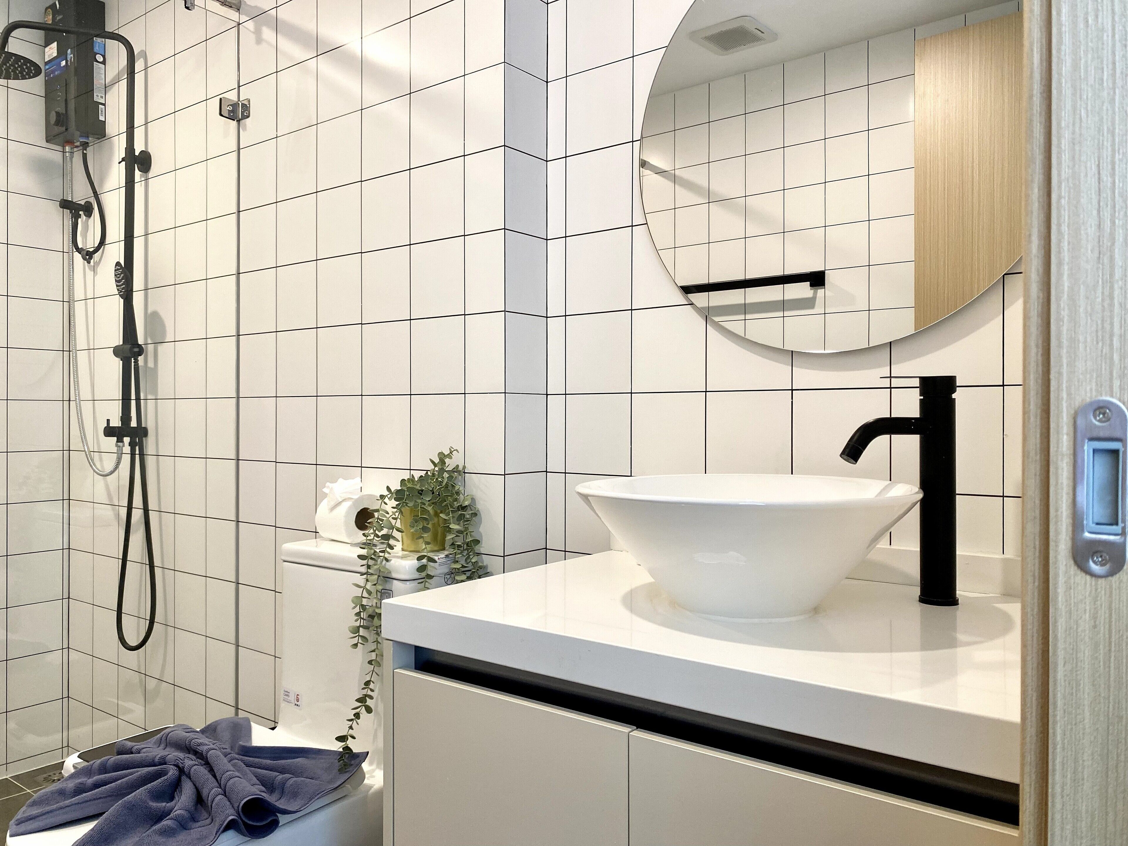 Condo | Bathroom