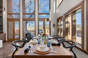 Dining - Ski Discounts! Luxe Escape near Opera | Spa • Pool • Casita (Santa Fe)