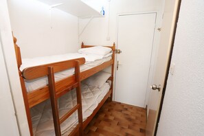 Iron/ironing board - St Cyprien cozy apartment by the sea with swimming pool (Saint-Cyprien)