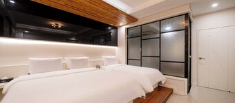 โรงแรม ฮาวด์ แดยอน