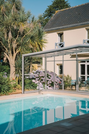 Indoor pool, seasonal outdoor pool