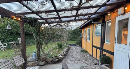 Idyllic townhouse with private garden