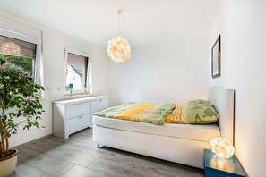 1 soverom, wi-fi (inkludert) og sengetøy