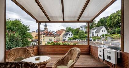 Ferienwohnung 'Am Residenzschloss' mit großer Terrasse und Wi-Fi