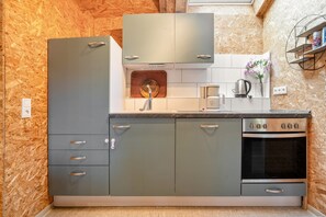 Refrigerador, horno, parrilla de estufa y lavavajillas 