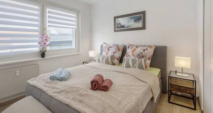 Ferienwohnung 'San Marino 3' mit Seeblick, Balkon und Wi-Fi