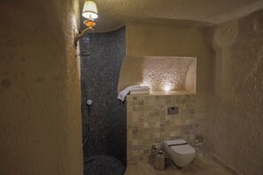 Egyptian cotton sheets, premium bedding, memory foam beds, minibar -  The Kingdom Of Cappadocia Luxury Cave Hotel (Nevsehir)