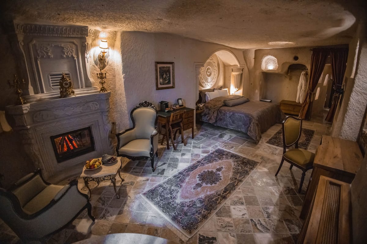 Suite junior (Caves) | 1 habitación, sábanas de algodón egipcio y ropa de cama de alta calidad
