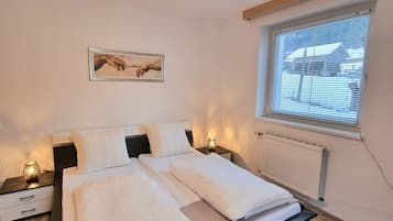 2 bedrooms, free WiFi, bed sheets