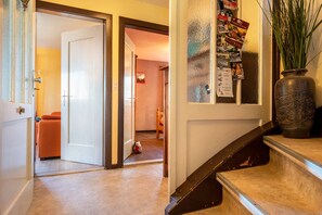 Interior - Apartment 'Blackforest' with Shared Terrace, Shared Garden and Wi-Fi (Sankt Georgen)