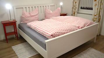 2 Schlafzimmer, Bügeleisen/Bügelbrett, kostenloses WLAN, Bettwäsche