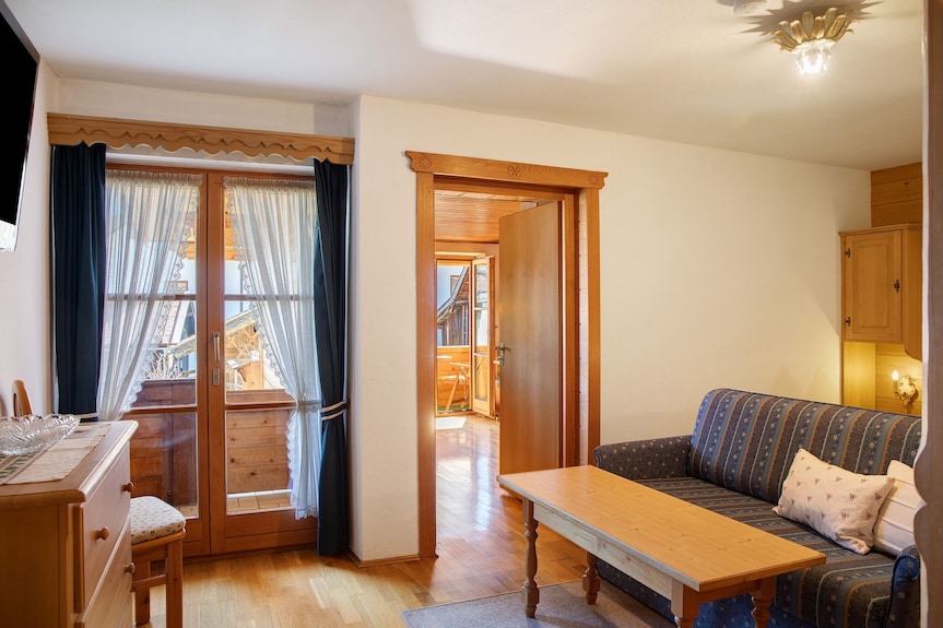 Apartamento 'Karwendelblick' Con Vistas A La Montaña, Balcón Y Wi-fi - Mittenwald