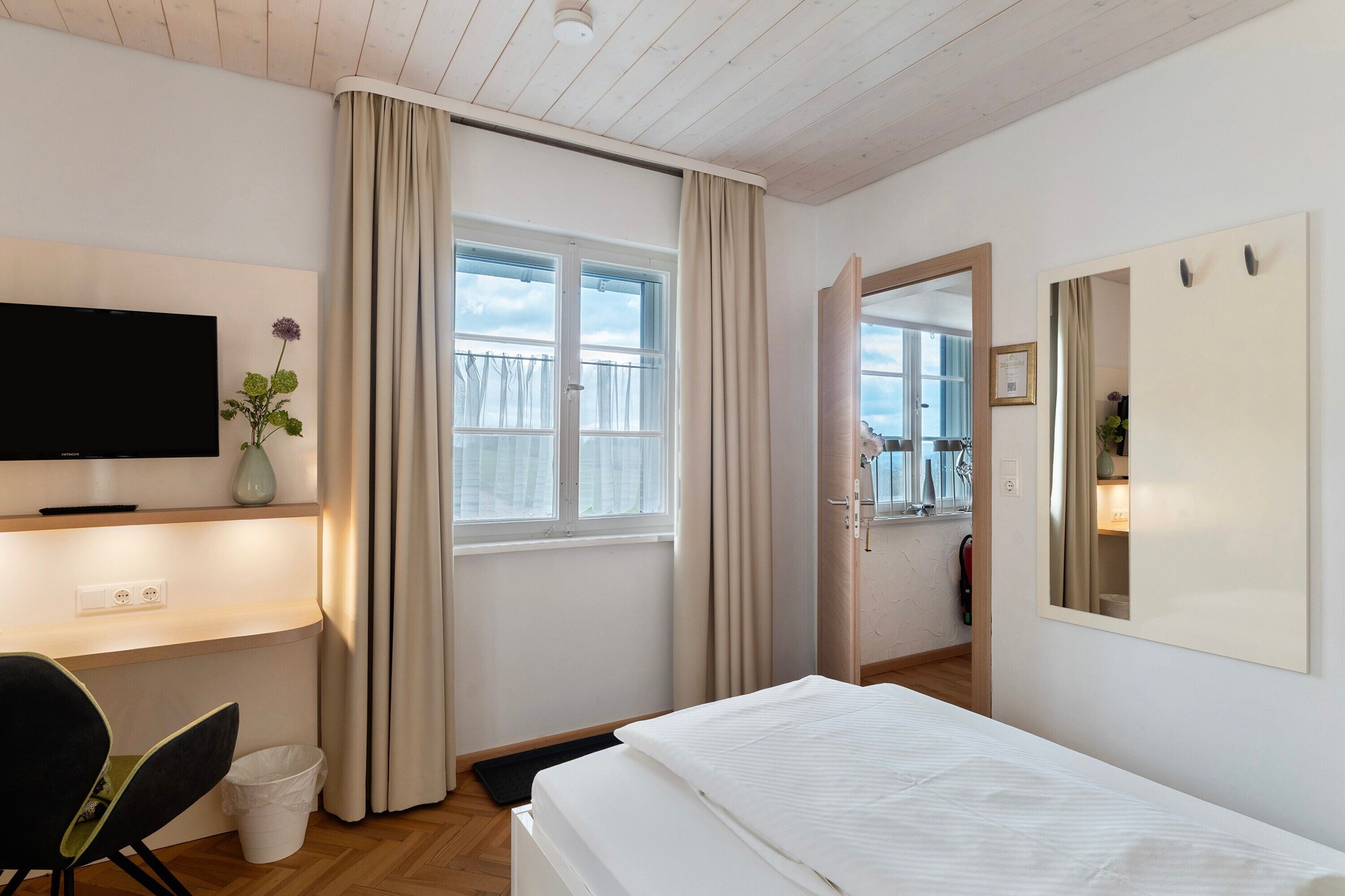 1 Schlafzimmer, kostenloses WLAN, Bettwäsche, Rollstuhlgeeignet