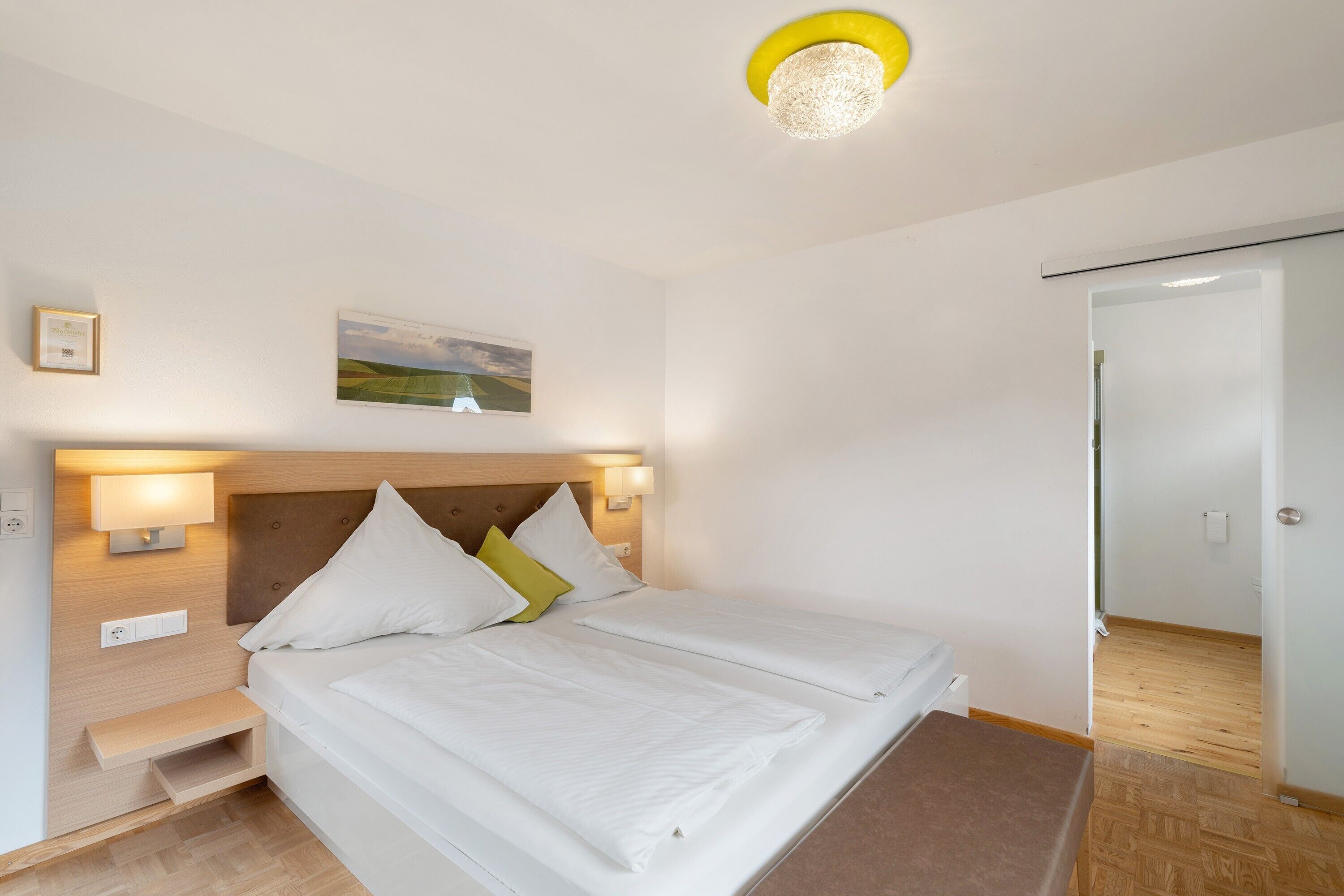 1 bedroom, free WiFi, bed sheets