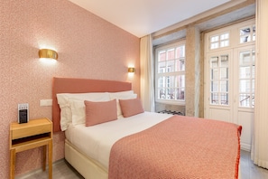 1 bedroom, iron/ironing board