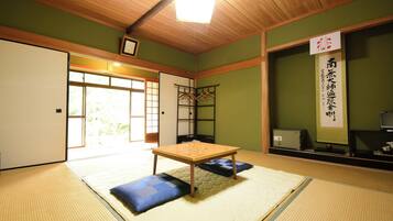 Standard Room | Free WiFi