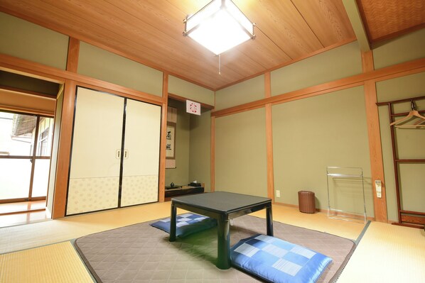 Standard Room | 1 bedroom, free WiFi