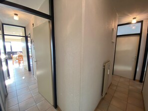 Comfort Apartment, 3 Bedrooms | Interior