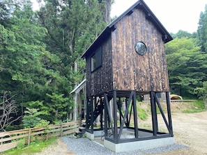 Property grounds - Polepole Village (Urugi)