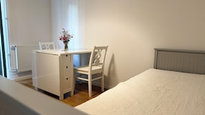 1 bedroom, iron/ironing board, WiFi