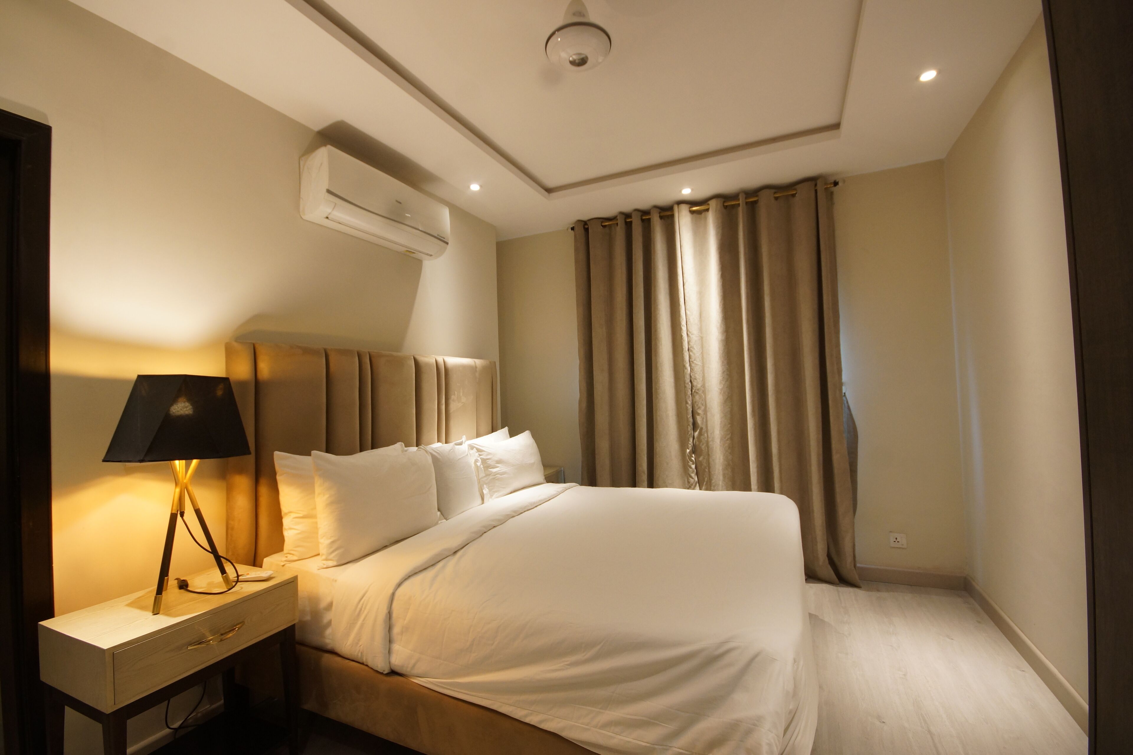 Décoration personnalisée, espace de travail pour ordinateur portable