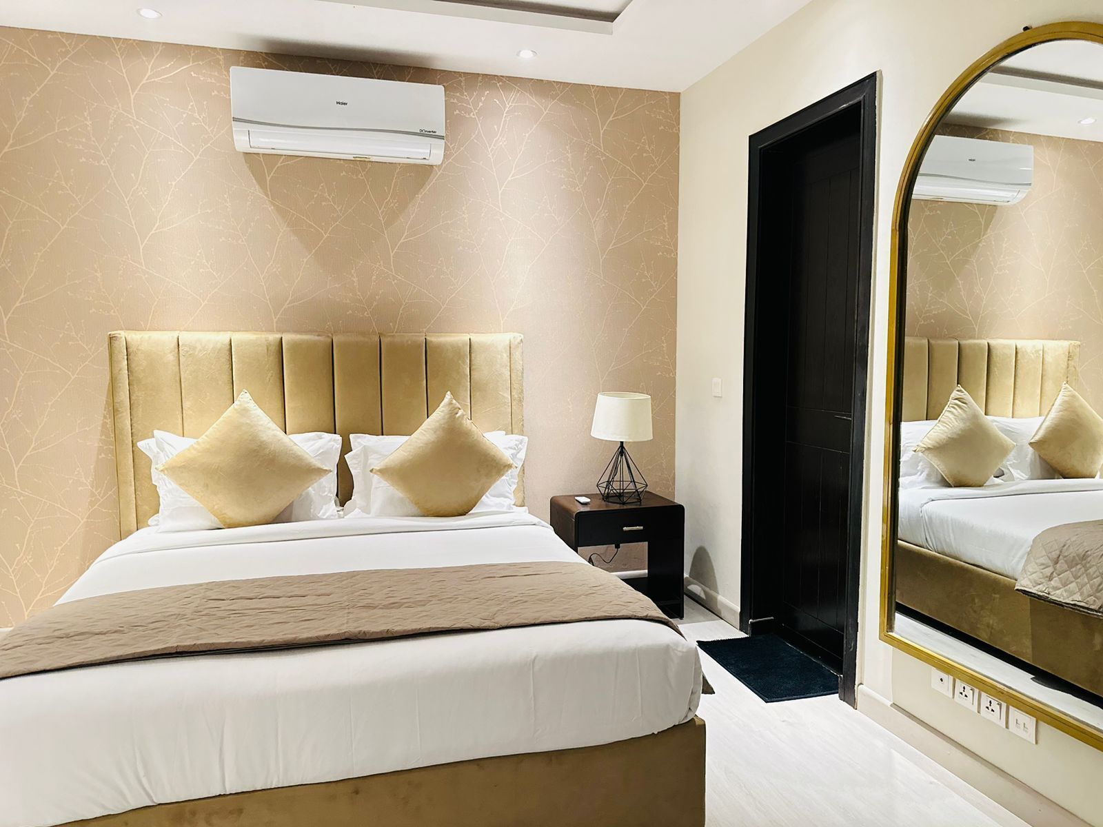 Décoration personnalisée, espace de travail pour ordinateur portable