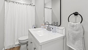 Bathroom - Pilot's Pad Studio on 75 Acres + Fishing Pond (Pleasant Hill)