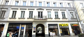 Chmielna Guest House