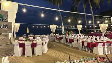 Plage, sable blanc, kayak