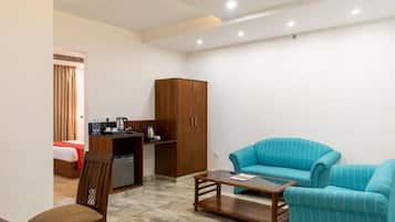 奢華套房, 城市景觀 | 起居區 | 電視