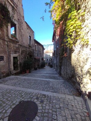 Exterior - La Mensa Ponderaria  (Tivoli)